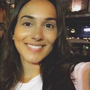 Meet your Posher, Camila